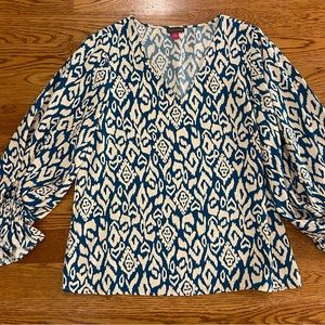 NWT- Vince Camuto long sleeve top